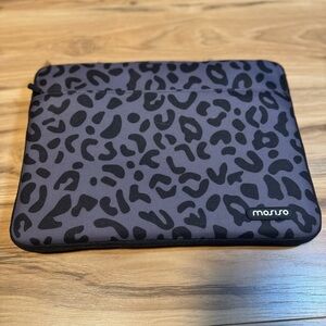 MOSISO Laptop Sleeve Case Black Grey Animal Print Zipper Pocket Minimalist
